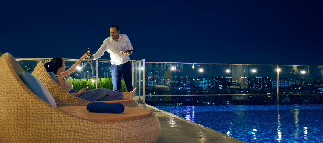 4_Rooftop 88, Drinks by the pool, Panoramic View Katong-Joo Chiat Shophouses, Hotel Indigo Singapore Katong